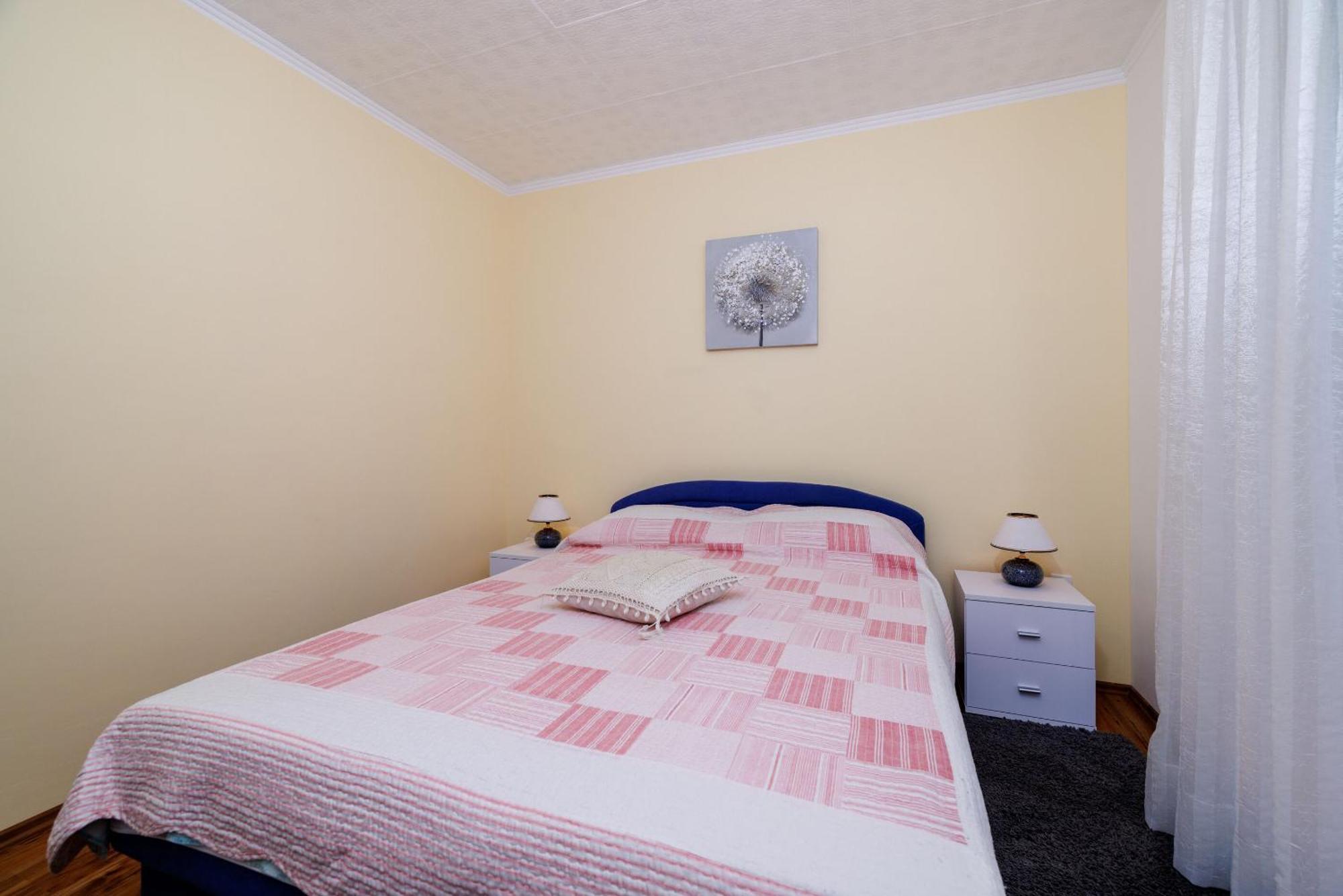 Apartments And Room Mirjana Dramalj Esterno foto