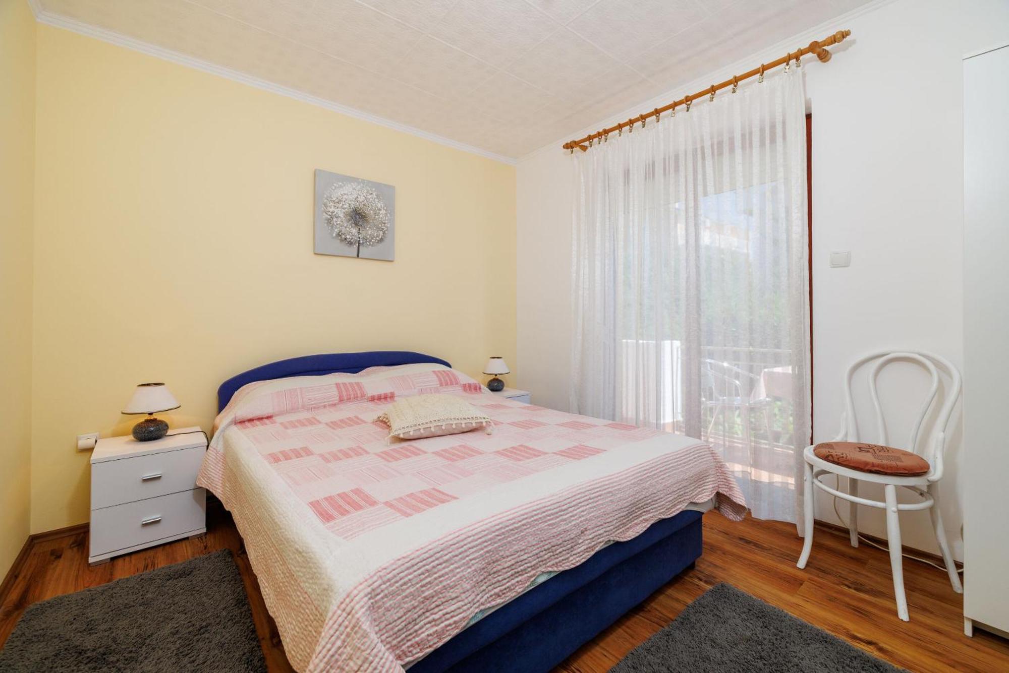 Apartments And Room Mirjana Dramalj Esterno foto